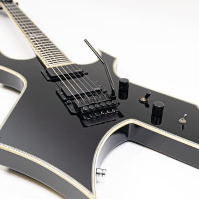 B.C. Rich Warlock NJ Deluxe w/ Gigbag – Iconic Metal Axe with Aggressive Looks, Stage-Ready Firepower image 5