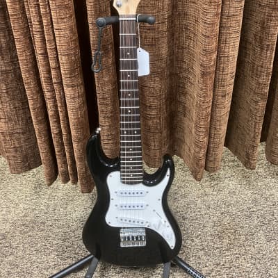 AXL 1/2 Sized Electric Guitar, Strat Style Black image 2