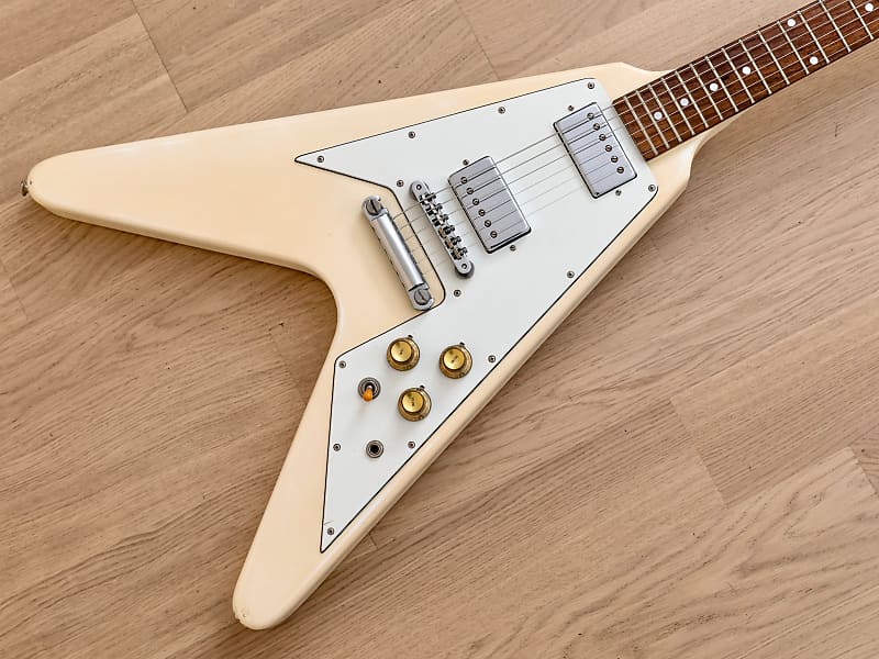 ビンテージ フライングV　1983年　TOKAI トーカイ　TFV-70 日本製 超希少 TOKAI TFV-70 フライングV 83年製 ギター トーカイ