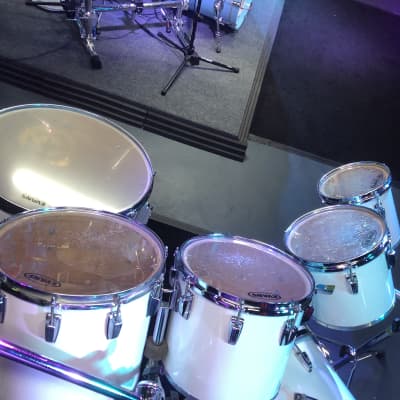 Ludwig Concert Toms 70’s White Cortex image 4