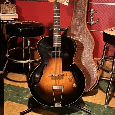 Gibson Collectors grade 1953 ES 125 w/ hang tags 1953 - Sunburst image 1