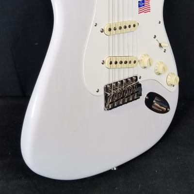 Fender Eric Johnson Artist Stratocaster, Maple FB, White Blonde W/Case 2023 image 6