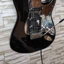 Squier Standard Stratocaster Black and Chrome Edition2005 - Gloss Black