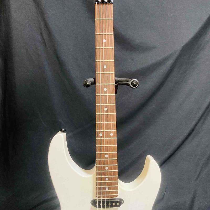 Kramer JK3000 1980's White Made in Japan Vintage w/Gig bag