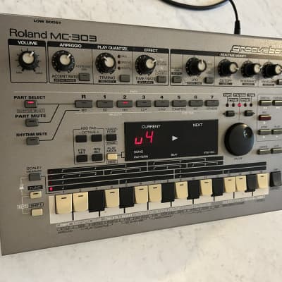 Roland MC-303 Groovebox 1990 - 1998 | Reverb