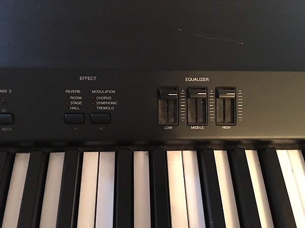 Yamaha Clavinova PF p-100 w/ Stand and Sustain Pedal Black Yamaha Clavinova PF p-100 w/ Stand and Sustain Pedal Black