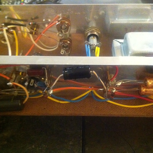 Danelectro shop reverb box