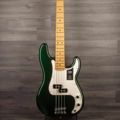 Fender  Limited Edition Player Precision Bass®, Maple Fingerboard, British Racing Green image 2
