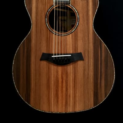 Taylor 914ce Limited Edition Grand Auditorium Acoustic Electric Sinker Redwood NAMM 2019 for sale