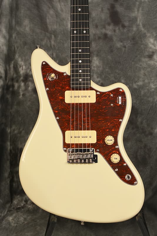 Tagima TW-61 Vintage White Offset Jazz Master Style P-90 Electric