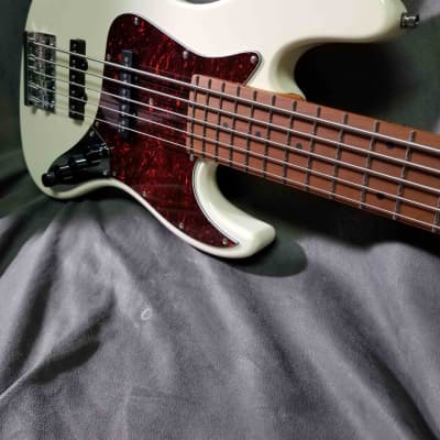 2023 Sadowsky MetroExpress Vintage J/J Bass 5-String with Maple Fretboard Olympic White for sale