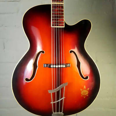 C1961 HOYER Perloid Esquire 19 with a solid top Archtop. image 1