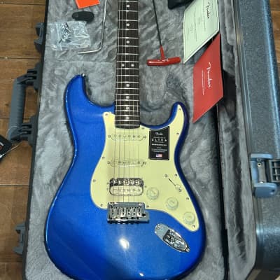 Fender American Ultra Stratocaster HSS Rosewood USA Made Cobra Blue #US22072892 8lbs 2.8 oz image 3