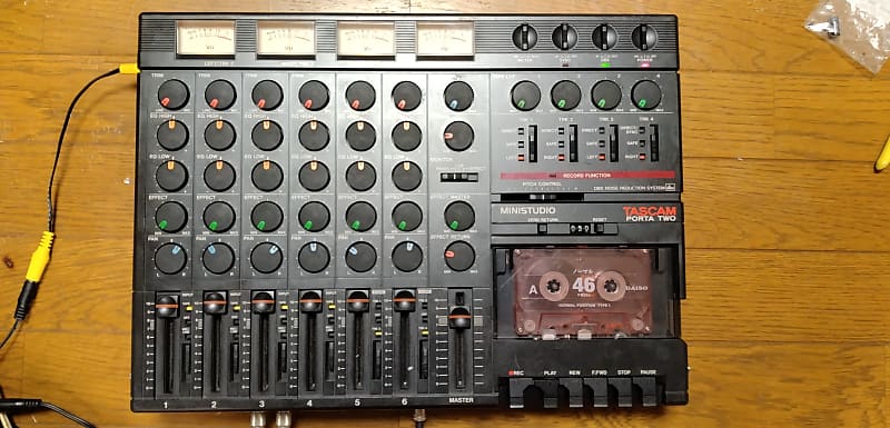 TASCAM MINISTUDIO PORTA TWO　デッドストック品 Tascam Porta Two Mini Studio 4-Track Cassette Tape Recorder