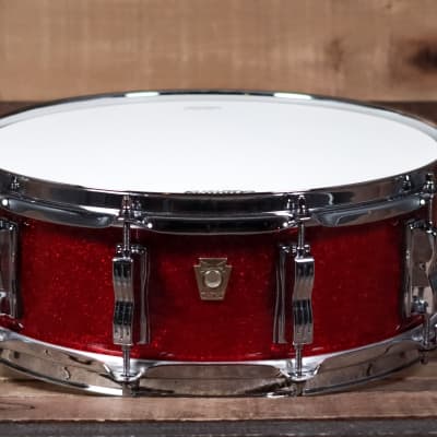Ludwig 5" x 14" Classic Maple Snare Drum, Red Sparkle image 2