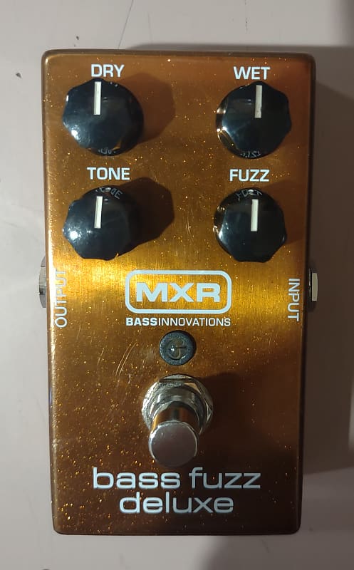 MXR M84 Bass Fuzz Deluxe