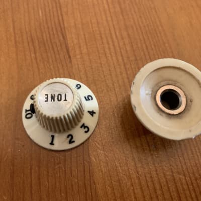 Fender Jazzmaster witch hat knobs 1964 1965 image 3
