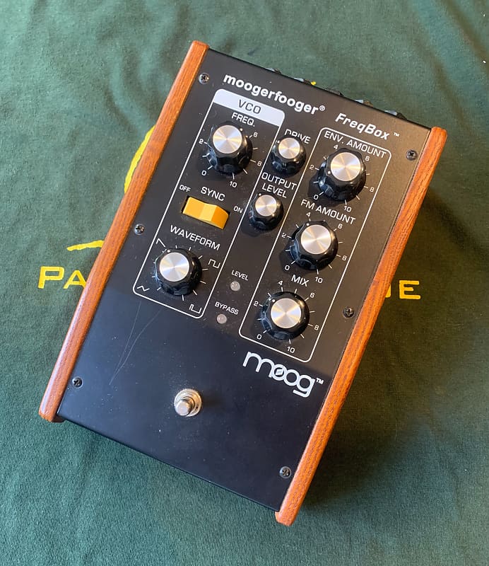 Moog Moogerfooger MF-107 FreqBox | Reverb Canada
