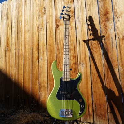 G&L USA Fullerton Deluxe SB-1 Margarita Metallic/Maple 169 4-String Electric Bass w/ Gig Bag NOS image 3