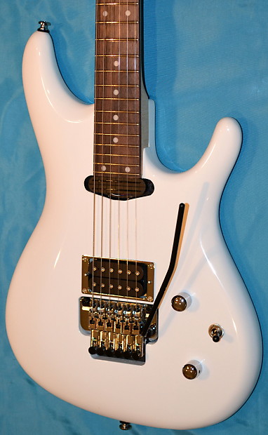 Ibanez JS140 Joe Satriani Signature Electric White