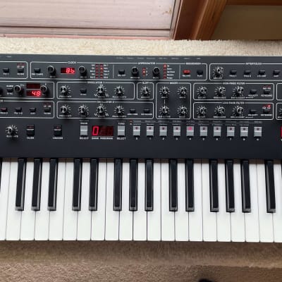 Dave Smith Instruments Sequential Prophet 6 Keyboard 2015