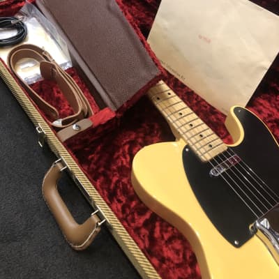 2017 Fender American Vintage '52 Telecaster Butterscotch Blonde image 5