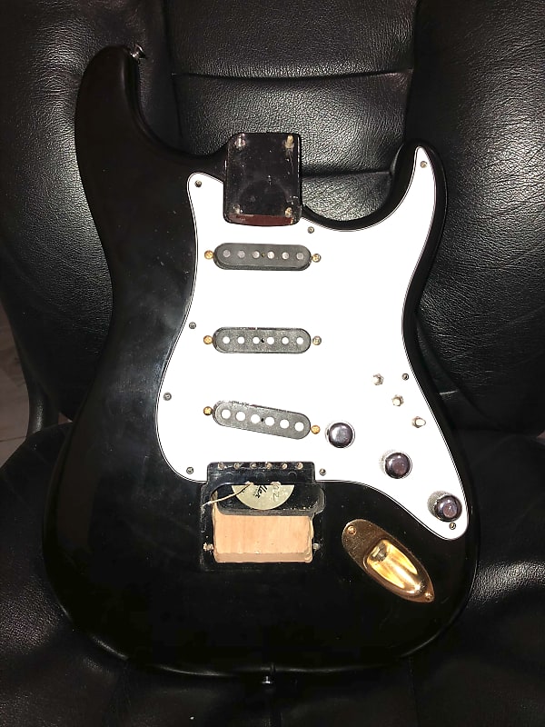 Stratocaster Loaded guitar body image 1