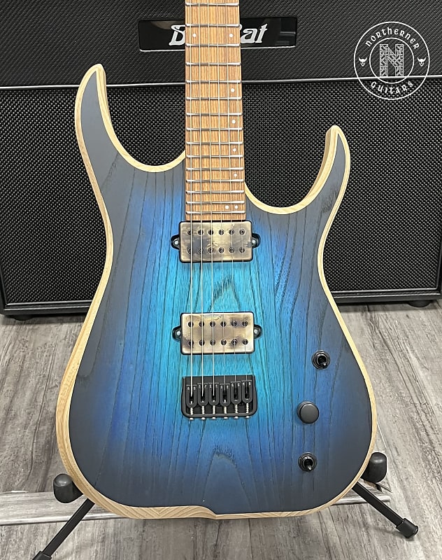 ギター Skervesen Velociraptor 6 2023 Skervesen Velociraptor 6 2023 Swamp Ash Blue Burst | Reverb Canada