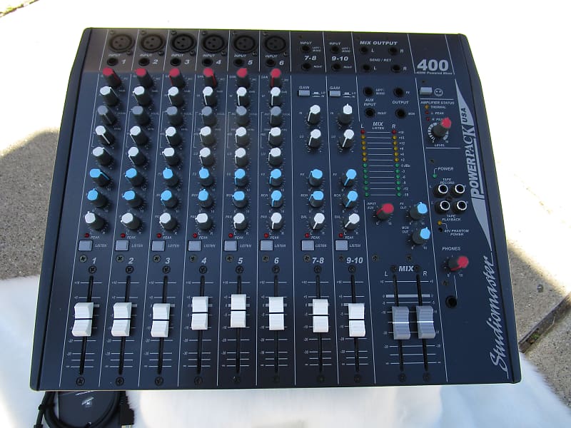 Studiomaster PowerPack 400 8 Channel Powered Mixing Board Reverb