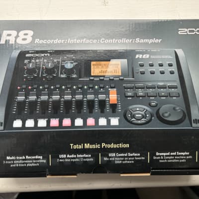 Zoom R8 Multitrack Digital Recorder and USB Interface | Reverb UK