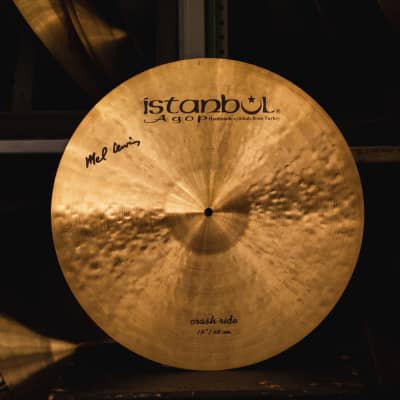 Istanbul Agop 19