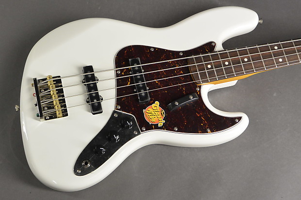 Squier Classic Vibe Jazz Bass '60s Olympic White | Reverb