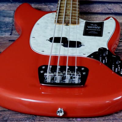 Fender Vintera '60s Mustang Bass w/Fender DLX Gig Bag 2022 Model in Fiesta Red image 4