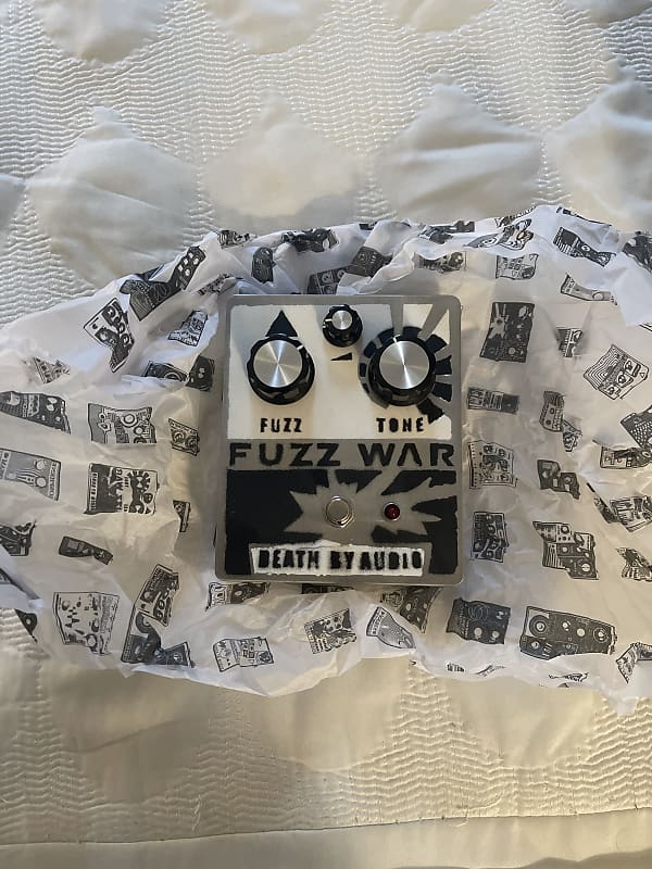 Death By Audio Fuzz War