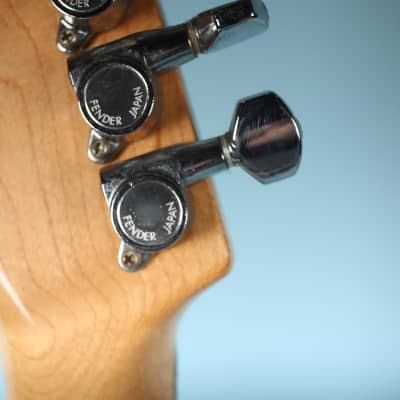1984 Fender Squier Strat Stratocaster MIJ 3-Bolt 70's Large 1984 Fender Squier Strat Stratocaster MIJ 3-Bolt 70's Large