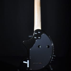 Fernandes Digi-Zo Hyper Nomad Deluxe Black Built-in-Effects Fernandes Digi-Zo Hyper Nomad Deluxe Black Built-in-Effects