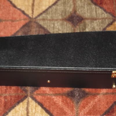 lightly used genuine Gibson Dreadnought Hardshell Case from 2017 - Black Tolex Exterior, Wood Construction, Black Plush Padded Interior, Gold Colored Hardware, lid has Gibson Acoustic Logo, fits square or round shoulder dreadnought (NO guitar included) image 9