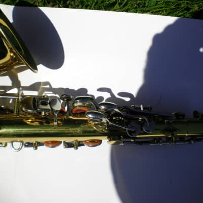 Conn 20M alto saxophone image 6