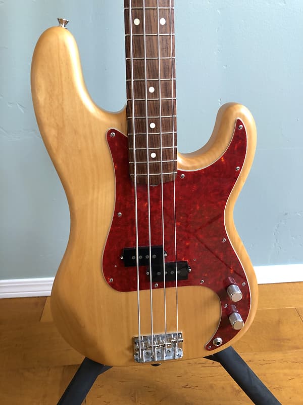 Fender Precision Bass 