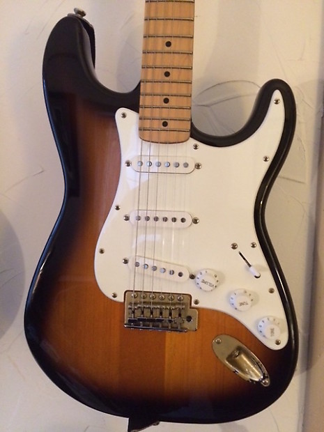 Fender Stratocaster w/Synchronized Tremolo - Tobacco Sunburst | Reverb