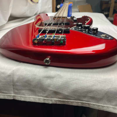 Fender American Original '60s Jazz Bass 4-string J-Bass with COA & Case 2018 - Candy Apple Red / Rosewood fingerboard image 11