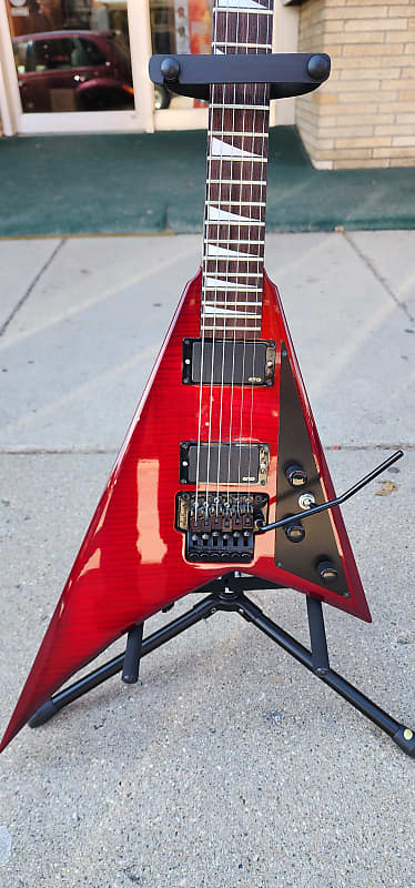 Jackson RR3 Rhoads V - Red | Reverb