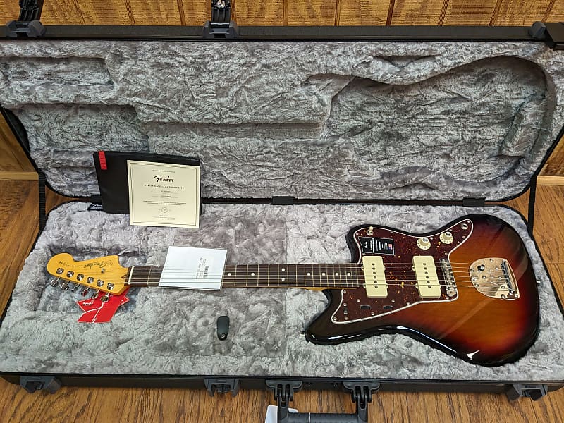 Fender American Professional II Jazzmaster w/ Case *Open Box*