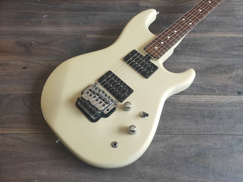 1987 Yamaha Japan Session 520 MIJ Stratocaster (Metallic White)