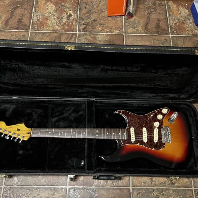 Customized Squier Classic Vibe '60s Stratocaster 2019 - Present - 3-Color Sunburst - S1 Switch, Fender Noiseless Pickups, Locking Tuners image 1