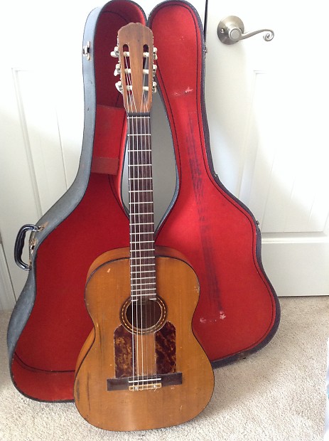 Gibson flamenco outlet guitar