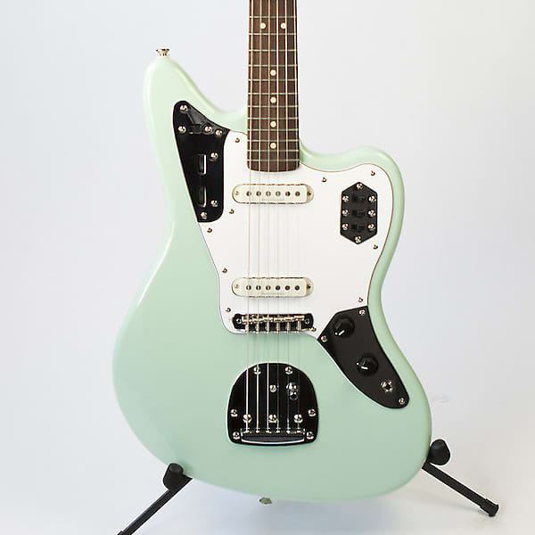 ギター Squier  Vintage Modified Jaguar Squier Jaguar - Electric Guitar Review - Var Guitar