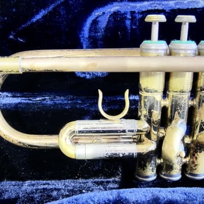 Olds Trumpet Unbranded Gold & Silver with Newer Conn Case Circa-1958-Gold & Silver image 14