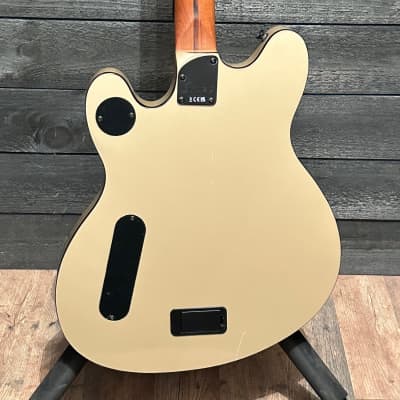 Fender Squier Contemporary Active Starcaster Semi Hollow Body Electric Guitar - Shoreline Gold image 4