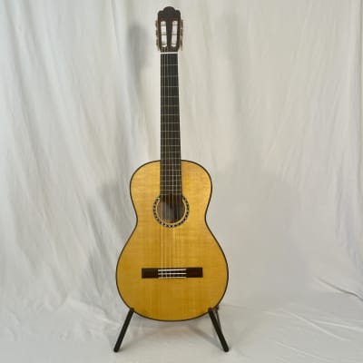 Yairi Classical Guitars | Reverb